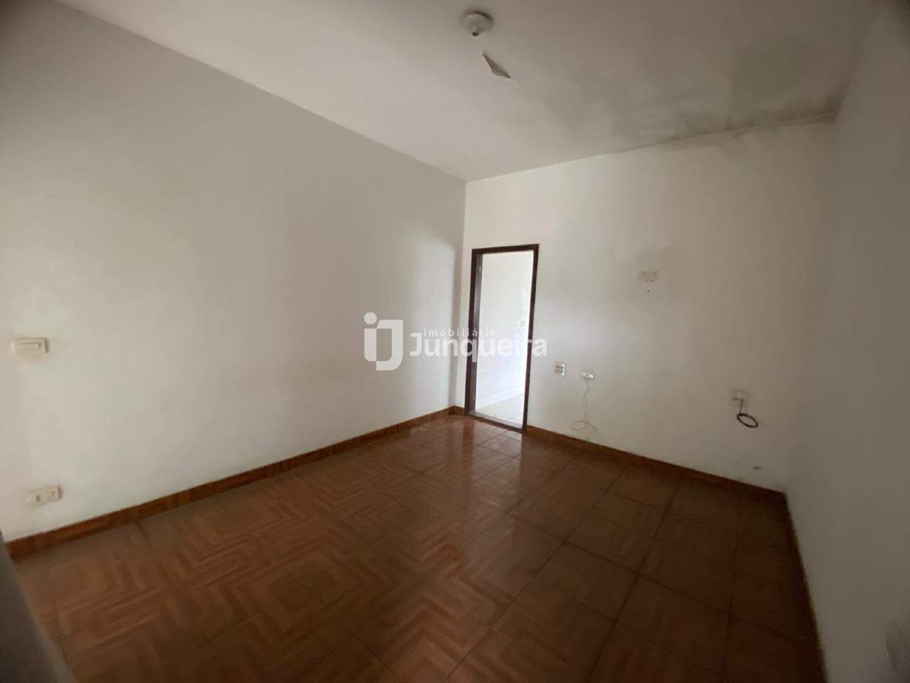Casa à venda, 2 quartos, no bairro Centro em Piracicaba - SP