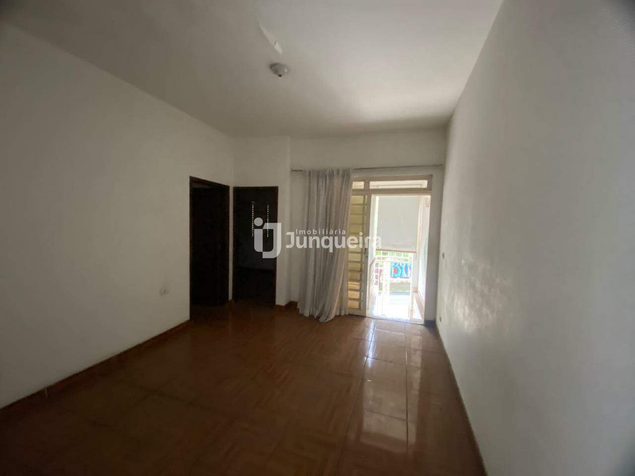 Casa à venda, 2 quartos, no bairro Centro em Piracicaba - SP