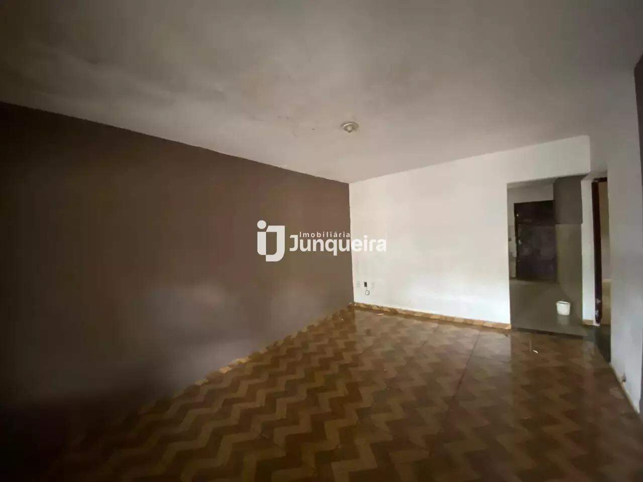 Casa para alugar, 2 quartos, 2 vagas, no bairro Santa Terezinha em Piracicaba - SP