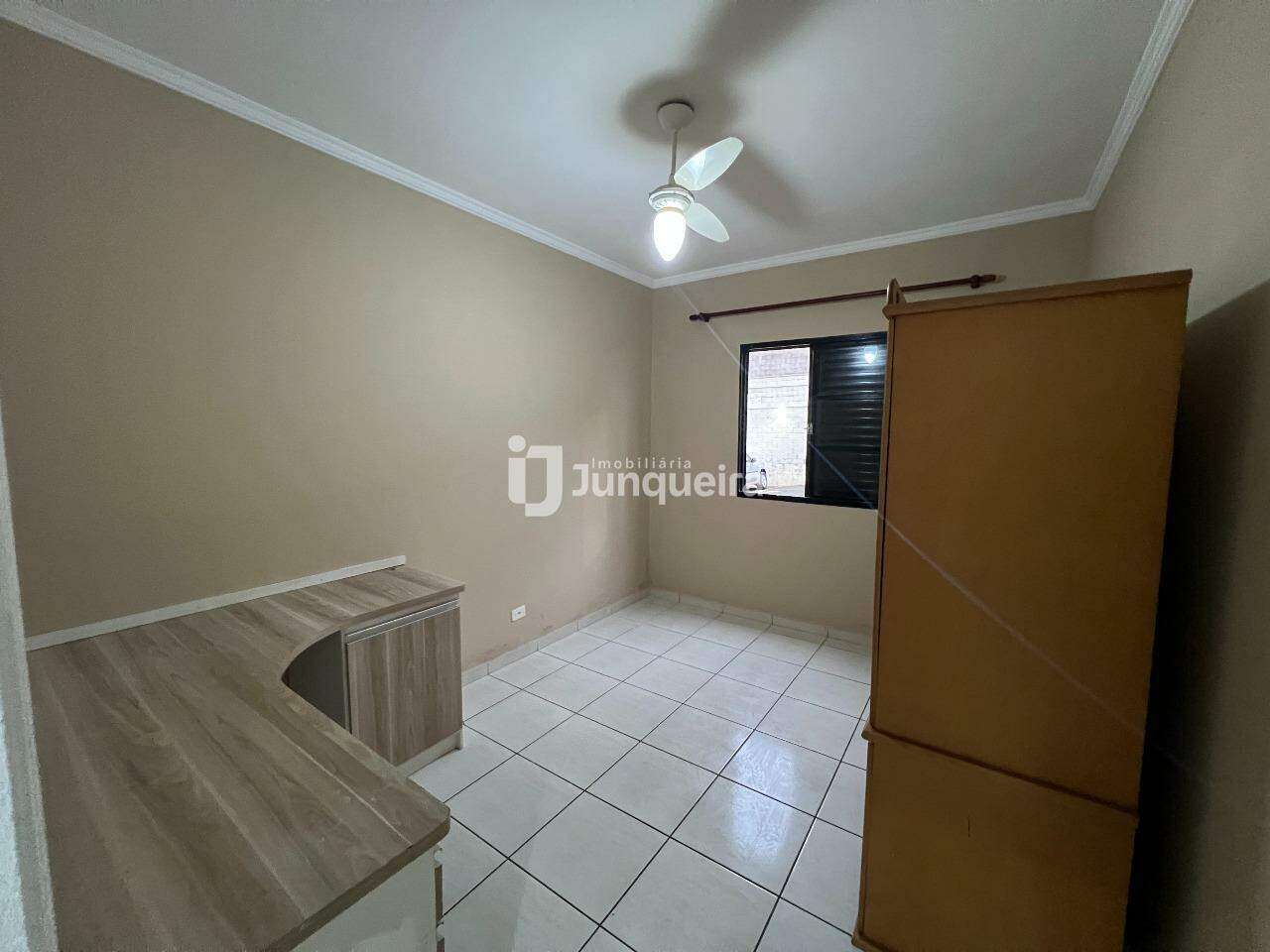 Apartamento para alugar no Parque dos Pinheiros, 2 quartos, 1 vaga, no bairro Vila Monteiro em Piracicaba - SP