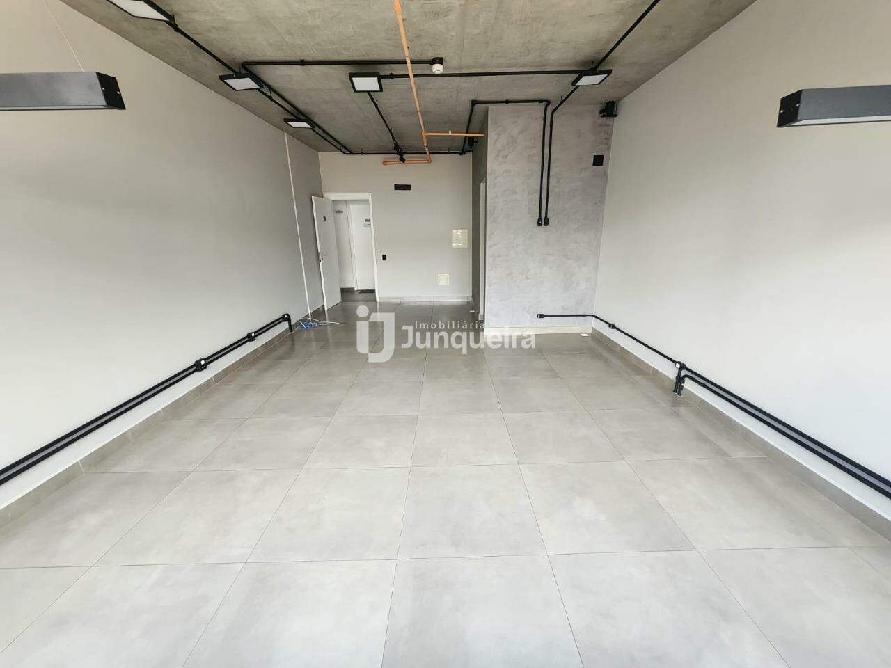 Sala Comercial à à venda no Head Tower, 1 banheiro, 1 vaga , Cidade Alta - Piracicaba / SP:
