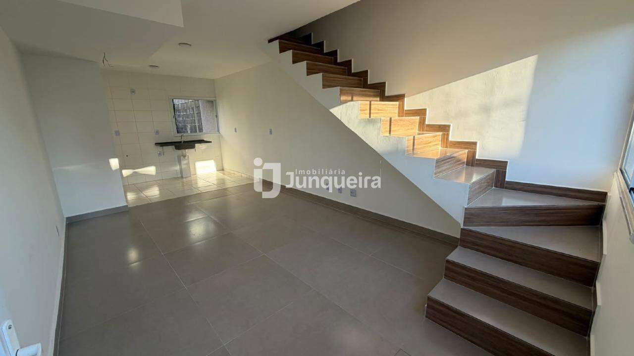 Casa em Condomínio à venda no Residencial Parque das Flores, 2 quartos, 1 vaga, no bairro Parque Residencial Piracicaba em Piracicaba - SP