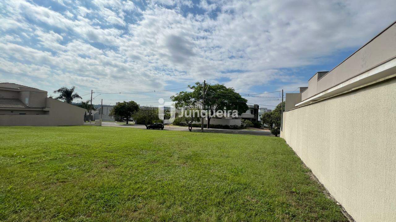 Terreno em Condomínio à venda no São Luiz , no bairro Água Branca em Piracicaba - SP