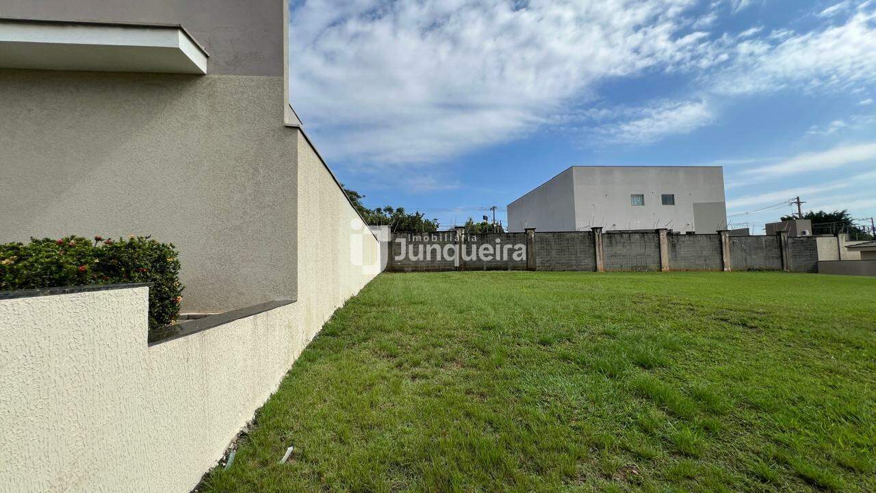 Terreno em Condomínio à venda no São Luiz , no bairro Água Branca em Piracicaba - SP