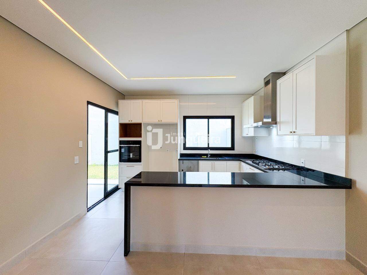 Casa em Condomínio para alugar no Authoria Reserva Jequitiba, 3 quartos, sendo 1 suíte, 2 vagas, no bairro Authoria Reserva Jequitibá em Piracicaba - SP