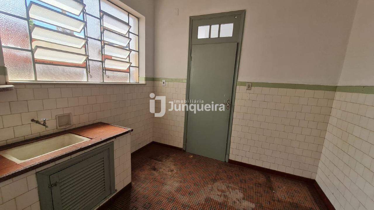 Apartamento para alugar no Edifício Manacá, 2 quartos, no bairro Centro em Piracicaba - SP
