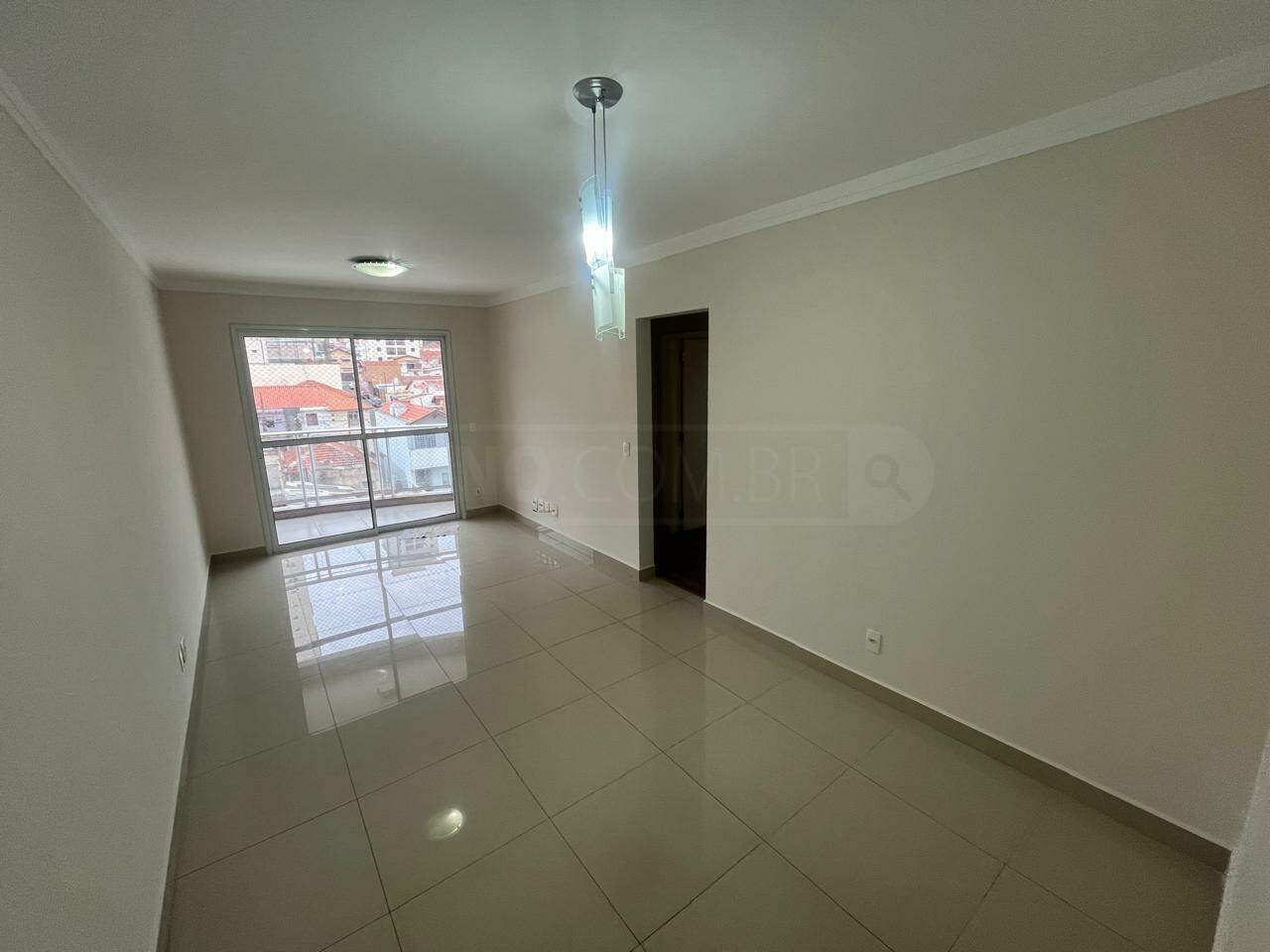 Apartamento para alugar no  Edifício Munique, 3 quartos, sendo 1 suíte, 2 vagas, no bairro Alto em Piracicaba - SP