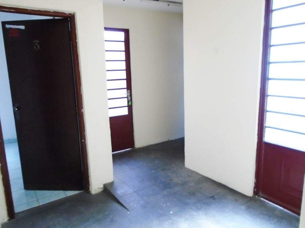 Casa para alugar, 3 quartos, sendo 3 suítes, no bairro Centro em Piracicaba - SP
