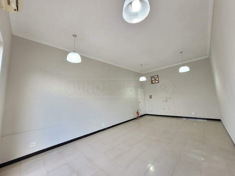 Salão para alugar, no bairro Vila Rezende em Piracicaba - SP