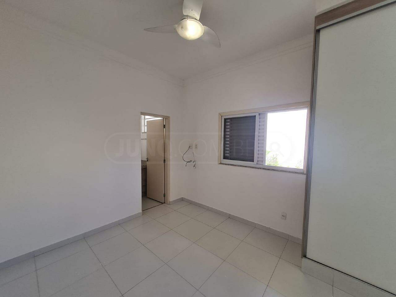 Apartamento para alugar no Convívio Dona Elvira, 1 quarto, 1 vaga, no bairro Areião em Piracicaba - SP