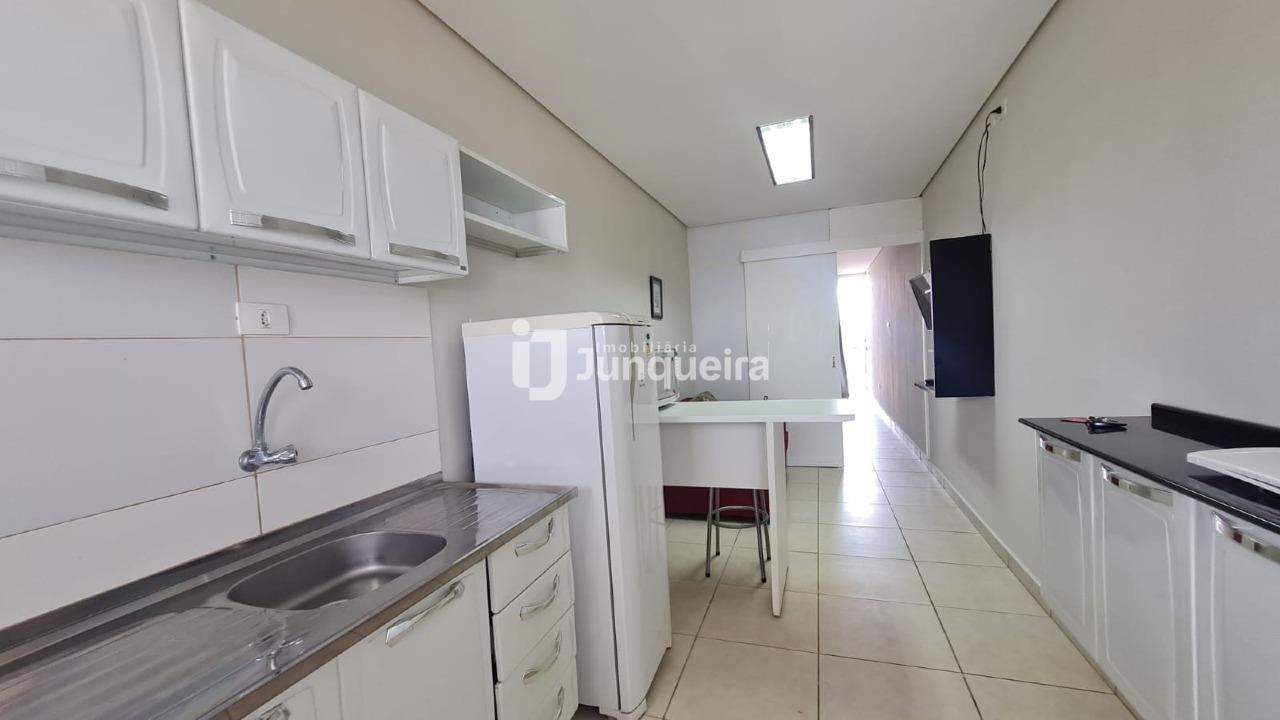 Kitnet para alugar, 1 quarto, 1 vaga, no bairro Dois Córregos em Piracicaba - SP