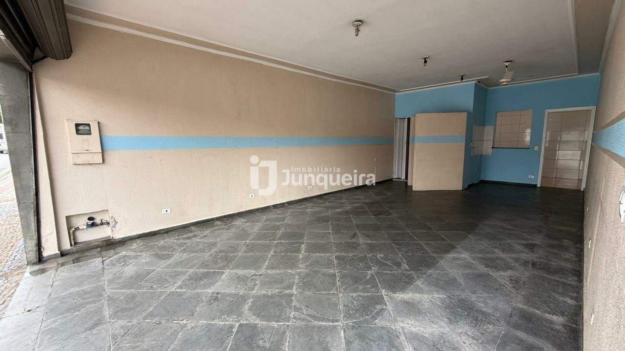 Salão para alugar, 1 quarto, no bairro Santa Terezinha em Piracicaba - SP