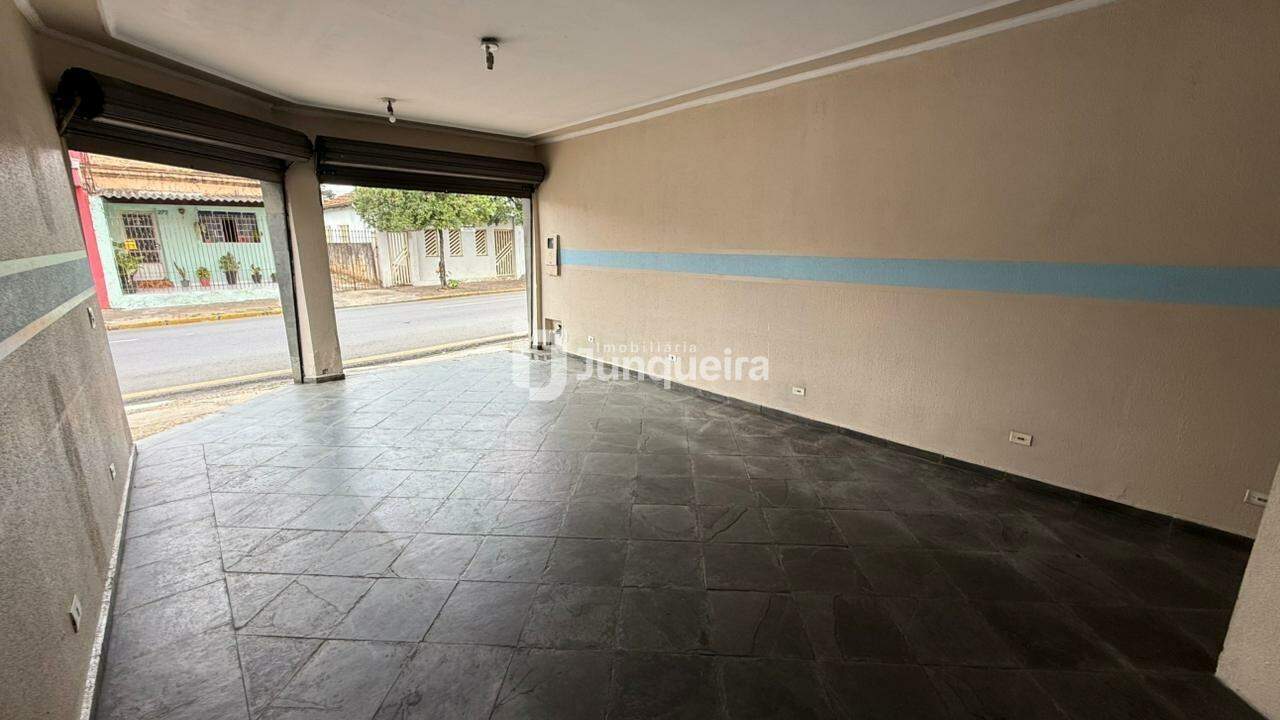 Salão para alugar, 1 quarto, no bairro Santa Terezinha em Piracicaba - SP