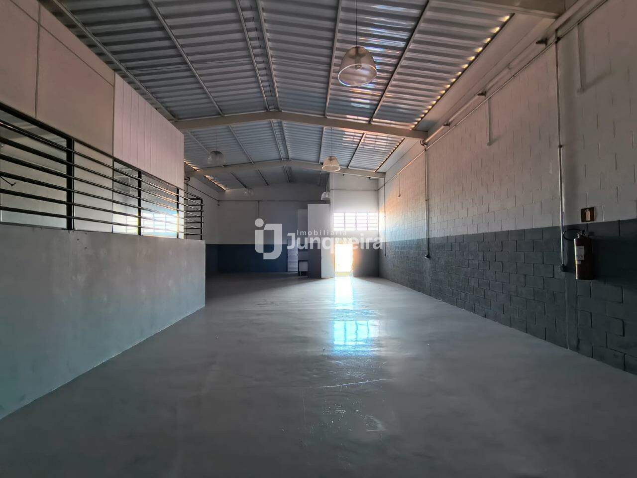 Foto 3 de Galpão para aluguel, 4 vagas, Jaraguá - Piracicaba/SP