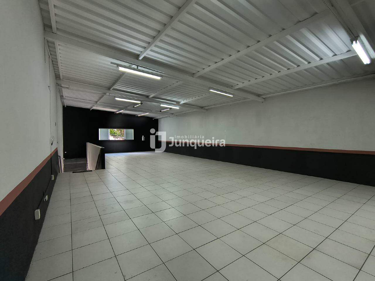 Galpão para alugar, no bairro Vila Monteiro em Piracicaba - SP