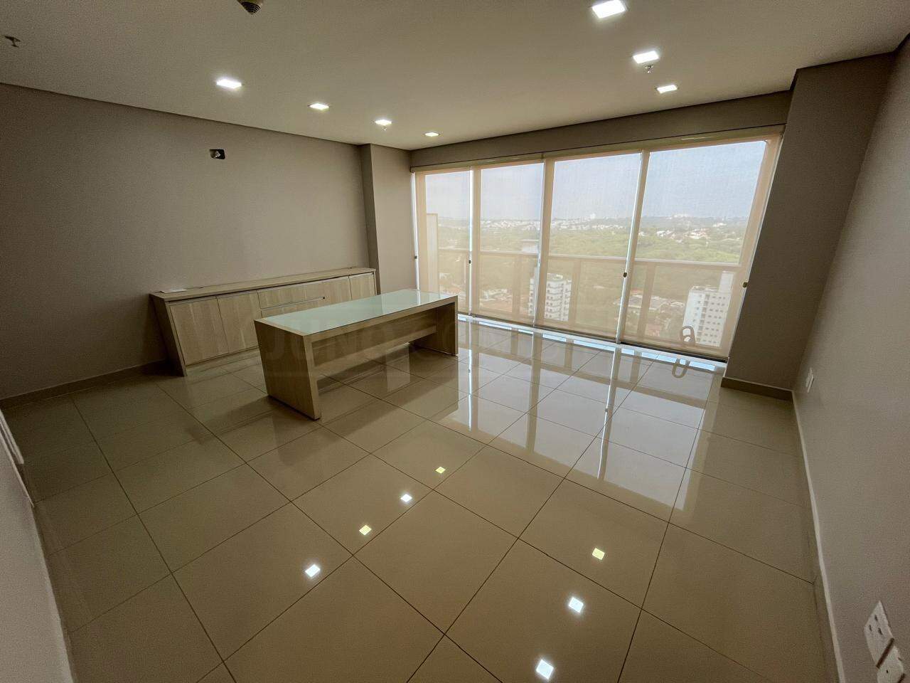 Sala Comercial para alugar, 1 vaga, no bairro Centro em Piracicaba - SP