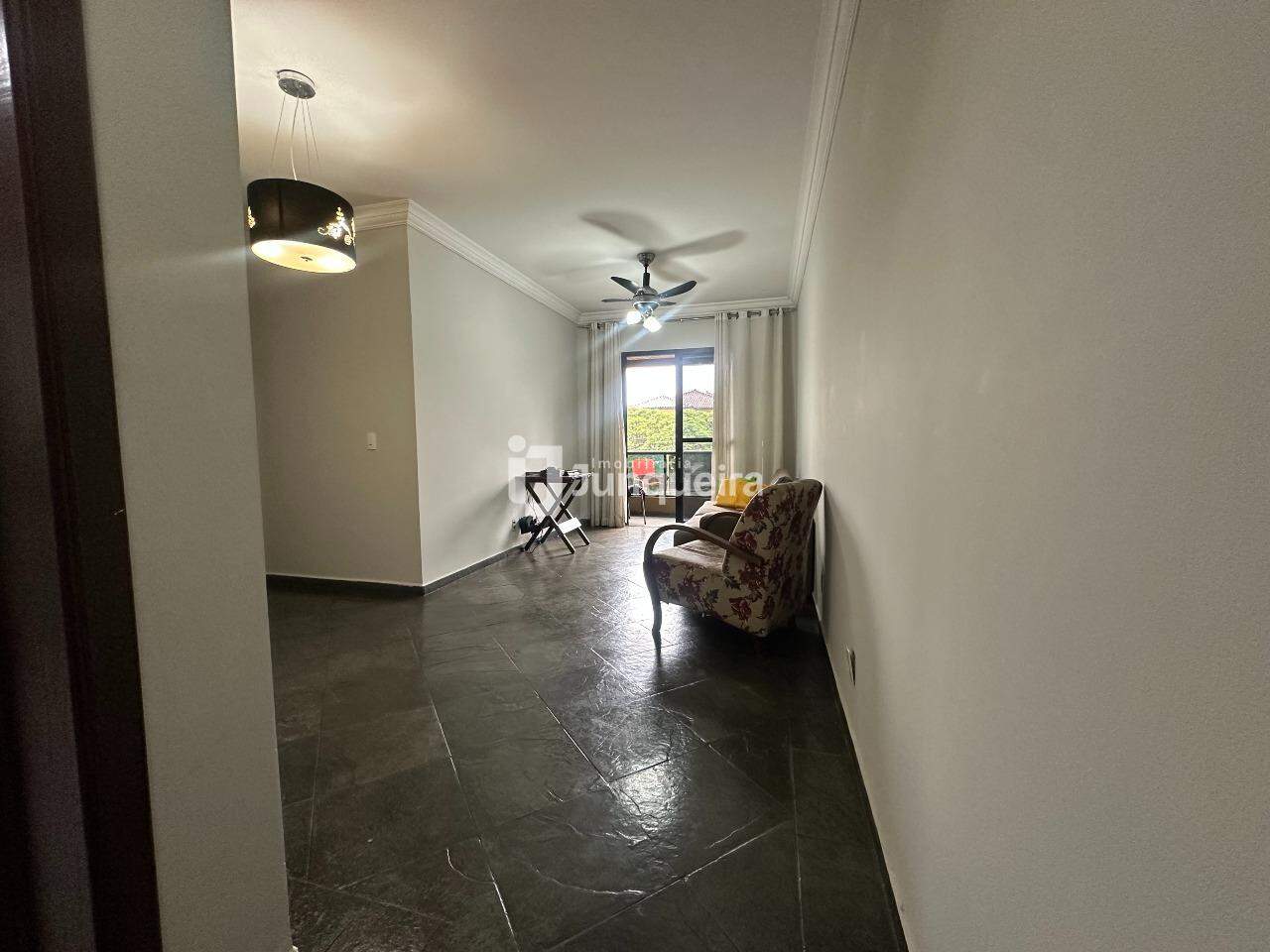 Apartamento para alugar no Saint Germain, 2 quartos, sendo 1 suíte, 1 vaga, no bairro Centro em Piracicaba - SP