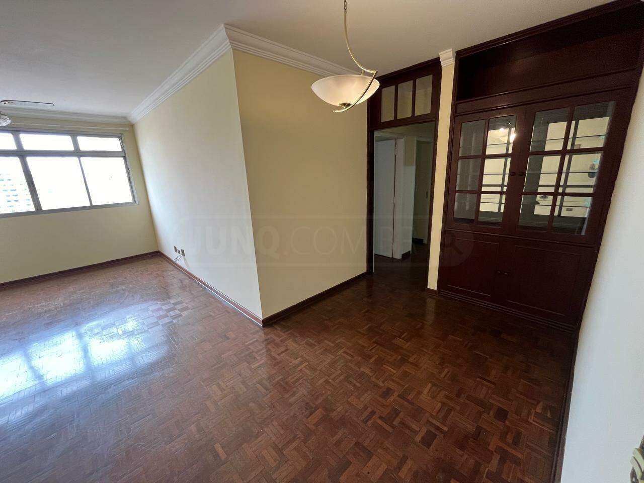 Apartamento para alugar no Alferes, 3 quartos, sendo 1 suíte, 1 vaga, no bairro Centro em Piracicaba - SP