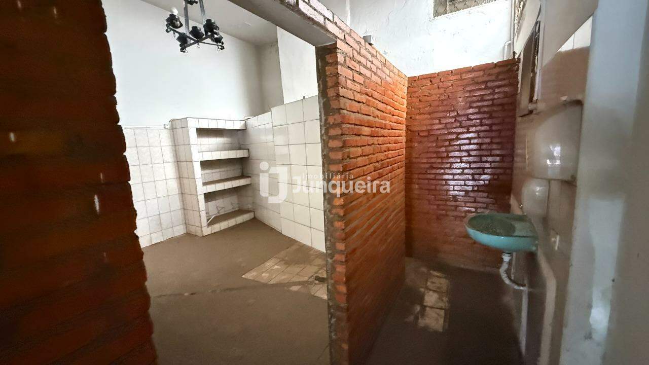 Foto 4 de Salão comercial para alugar no bairro Centro