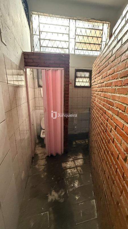 Foto 2 de Salão comercial para alugar no bairro Centro
