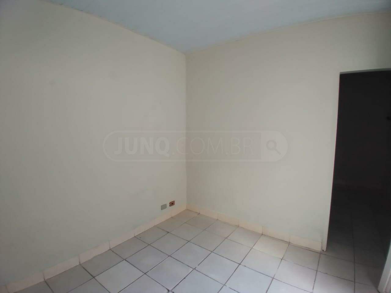 Casa para alugar, 1 quarto, no bairro Cidade Alta em Piracicaba - SP