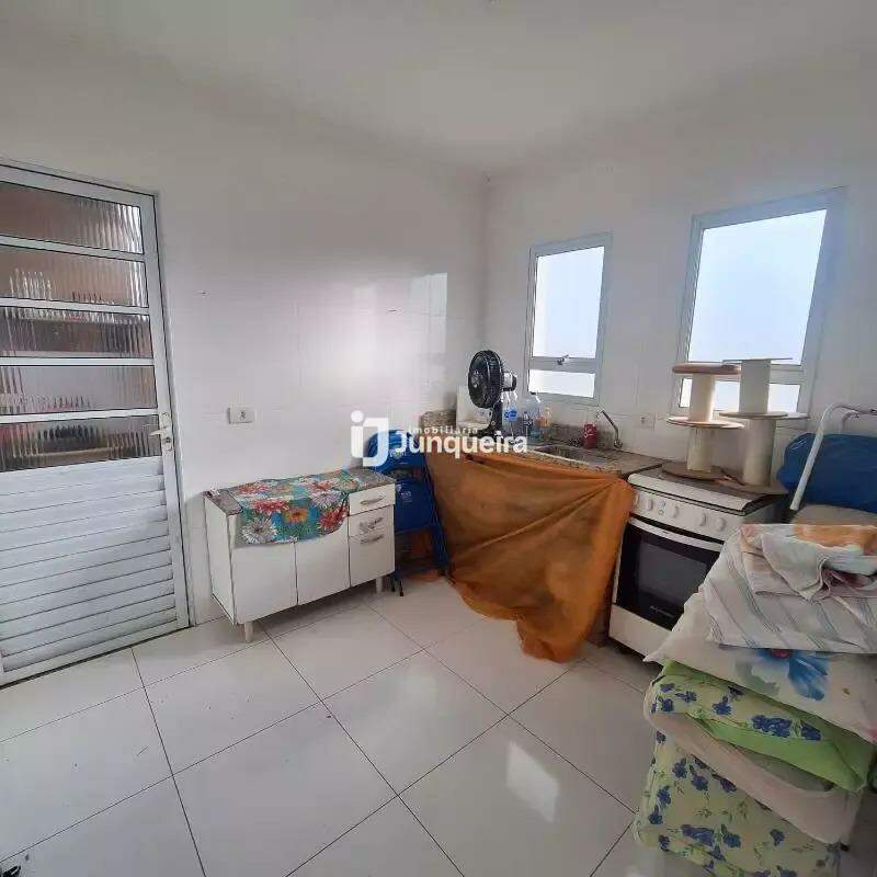 Casa para alugar, 2 quartos, 2 vagas, no bairro Vale do Sol em Piracicaba - SP