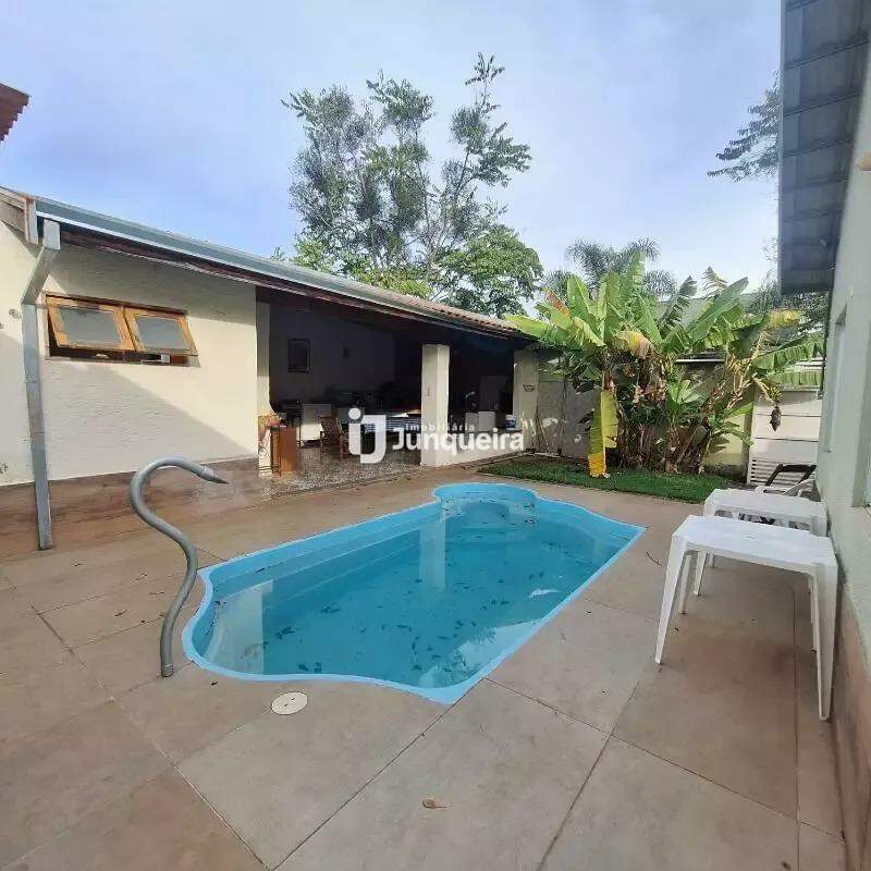 Casa para alugar, 2 quartos, 2 vagas, no bairro Vale do Sol em Piracicaba - SP