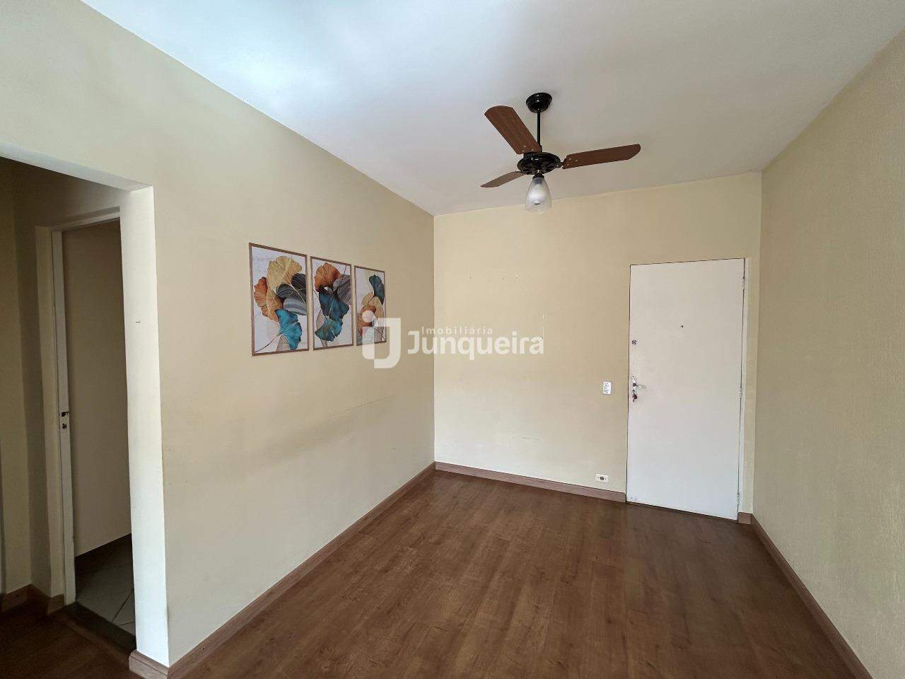 Apartamento à venda no Edifício Itamaraty, 2 quartos, 1 vaga, no bairro Centro em Piracicaba - SP