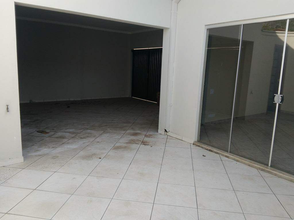 Casa à venda, 4 quartos, sendo 4 suítes, 2 vagas, no bairro Castelinho em Piracicaba - SP