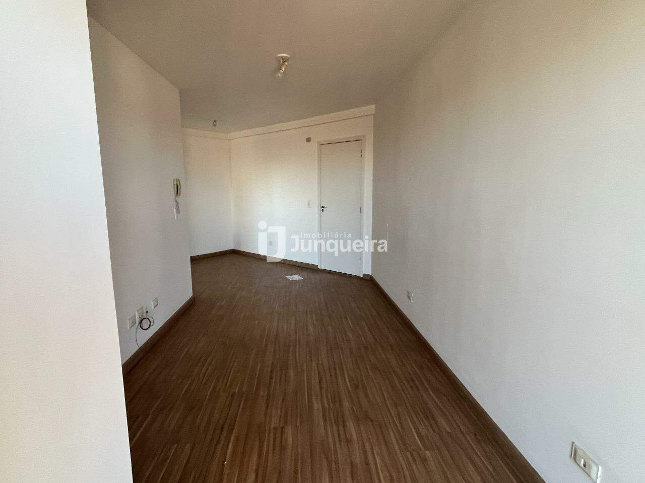 Apartamento à venda no Mirage, 2 quartos, sendo 1 suíte, 2 vagas, no bairro Paulicéia em Piracicaba - SP