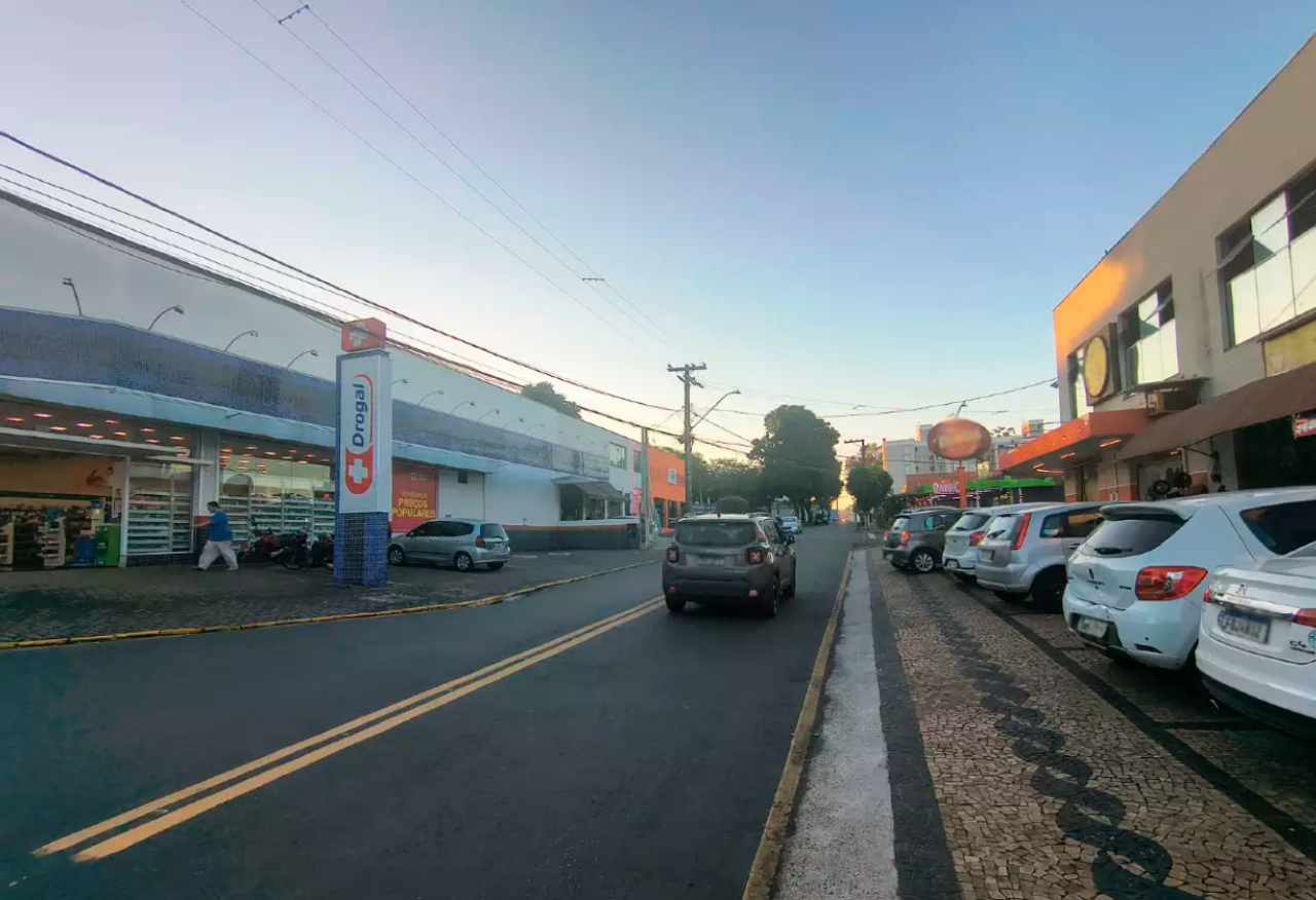 Foto 3 de Salão para aluguel, 2 vagas, Jardim Caxambu - Piracicaba/SP
