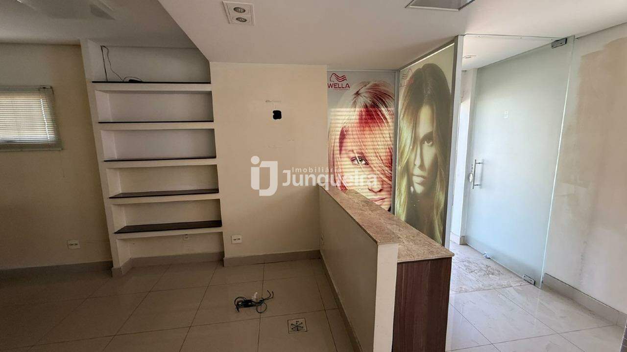 Salão para alugar, no bairro Santa Terezinha em Piracicaba - SP