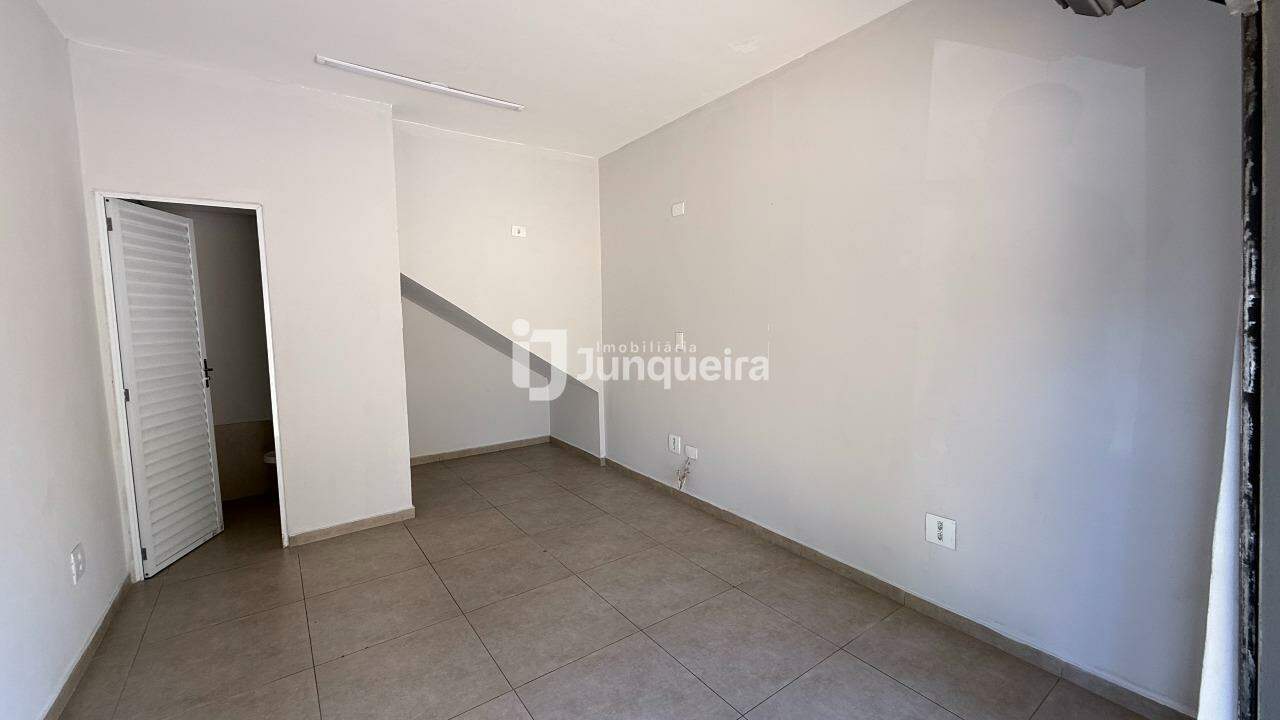 Salão para alugar, no bairro Vila Sônia em Piracicaba - SP