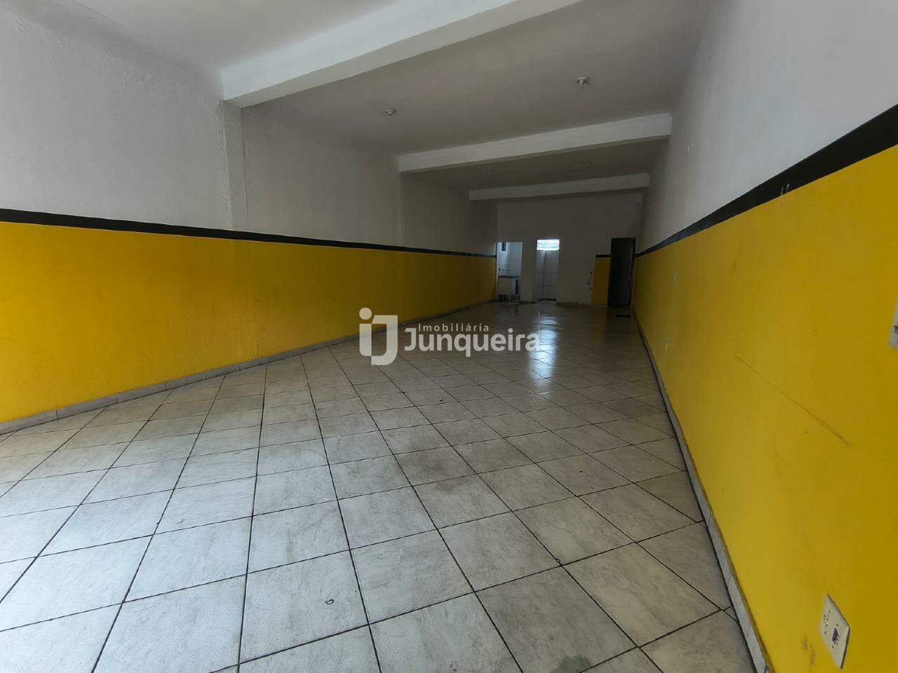 Salão para alugar, no bairro Jardim São Jorge em Piracicaba - SP