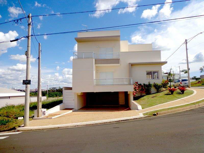 Casa em Condomínio à venda no Damha I, 3 quartos, sendo 3 suítes, 4 vagas, no bairro Damha em Piracicaba - SP