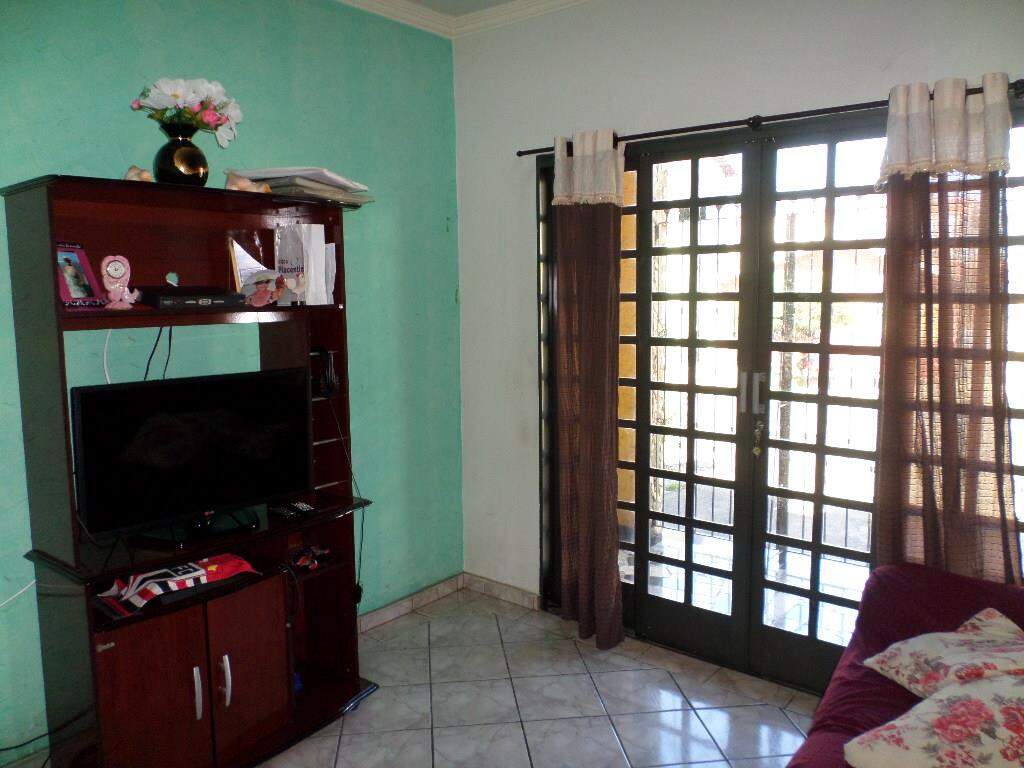 Casa à venda, 2 quartos, 4 vagas, no bairro Vila Rezende em Piracicaba - SP
