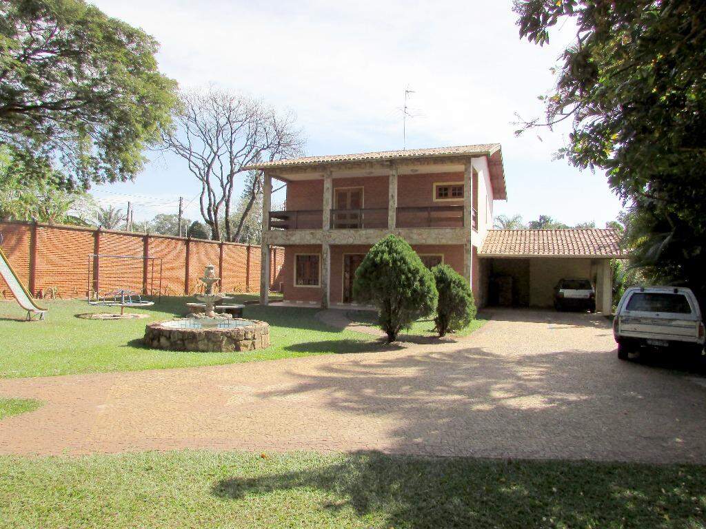 Chácara à venda, 5 quartos, 2 vagas, no bairro Santa Rita em Piracicaba - SP
