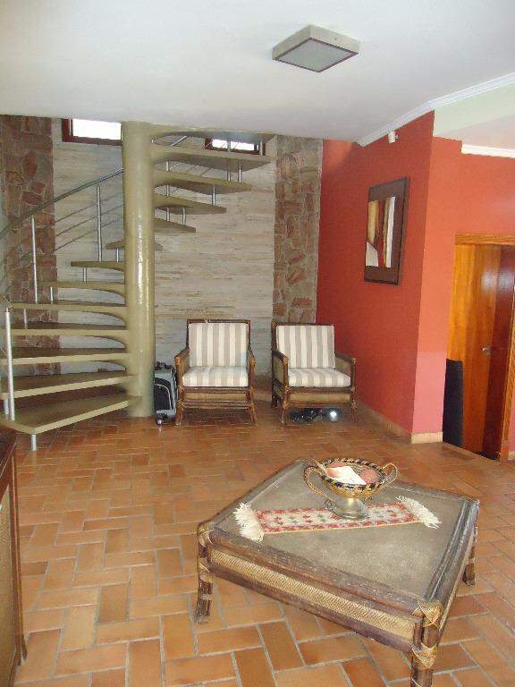 Casa à venda, 3 quartos, sendo 1 suíte, 2 vagas, no bairro Castelinho em Piracicaba - SP
