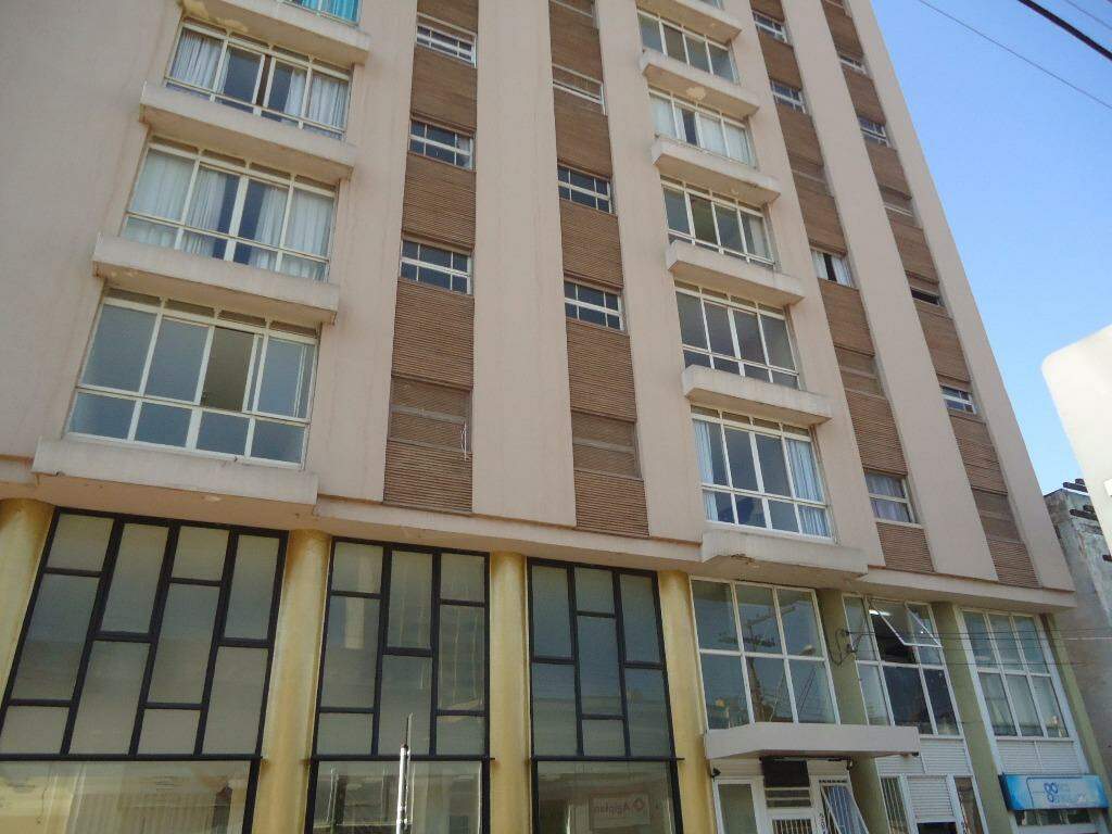 Apartamento à venda no Edificio Mimi Lopes Fagundes, 2 quartos, no bairro Centro em Piracicaba - SP
