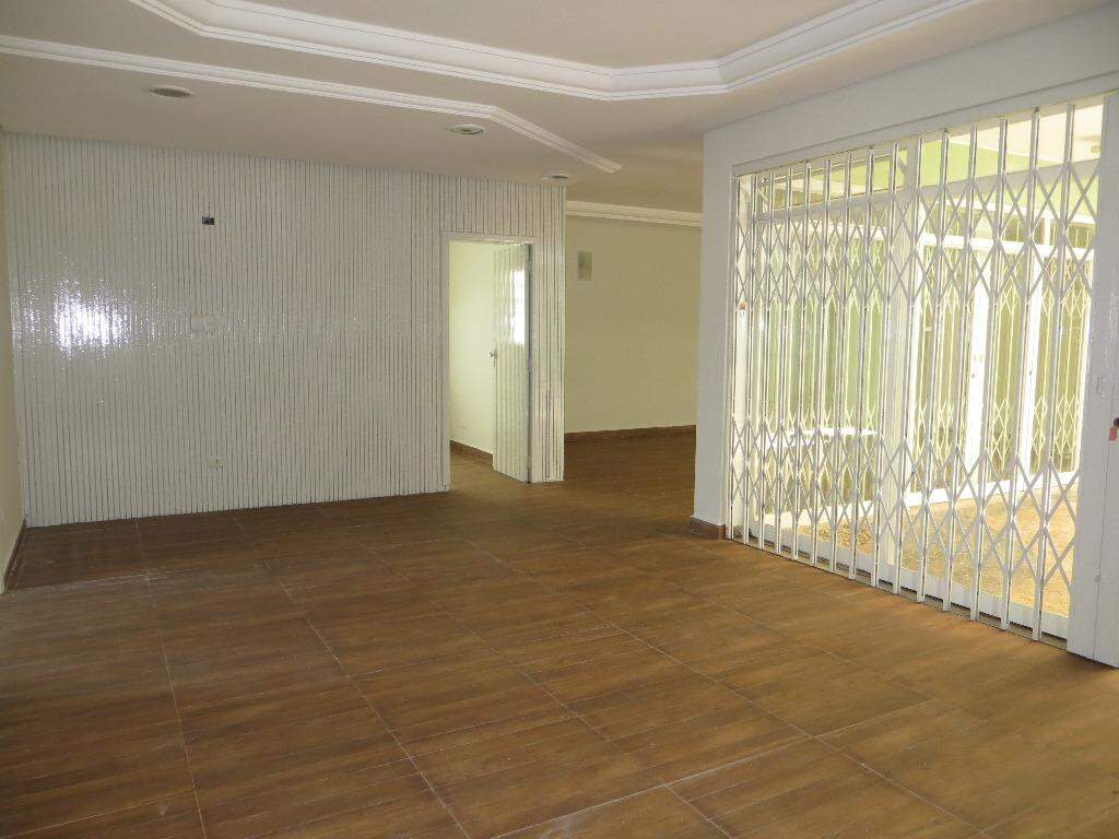 Casa à venda, 11 quartos, 4 vagas, no bairro Centro em Piracicaba - SP