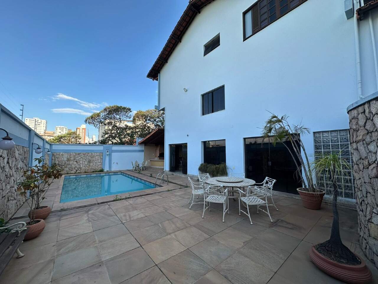 Casa à venda no Centro: 