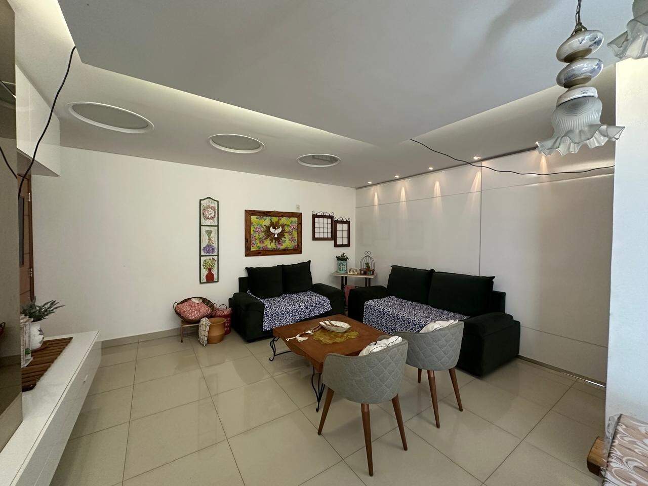 Apartamento à venda no Parque Jardim Capitão Silva: 