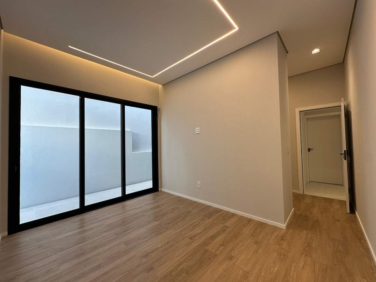 Casa em Condomínio à venda no Bonfim: 