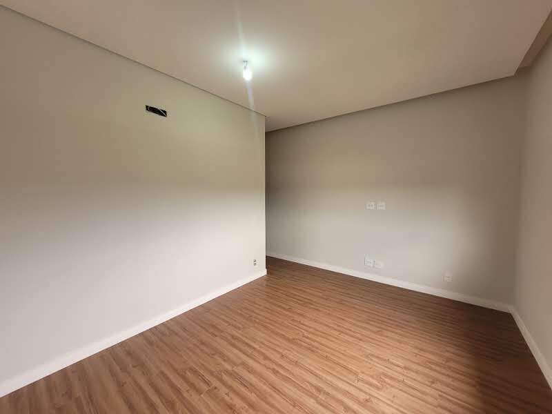 Casa no Condomínio Villas do Golfe, em Itu disponível para à venda | Grupo Kaion: 