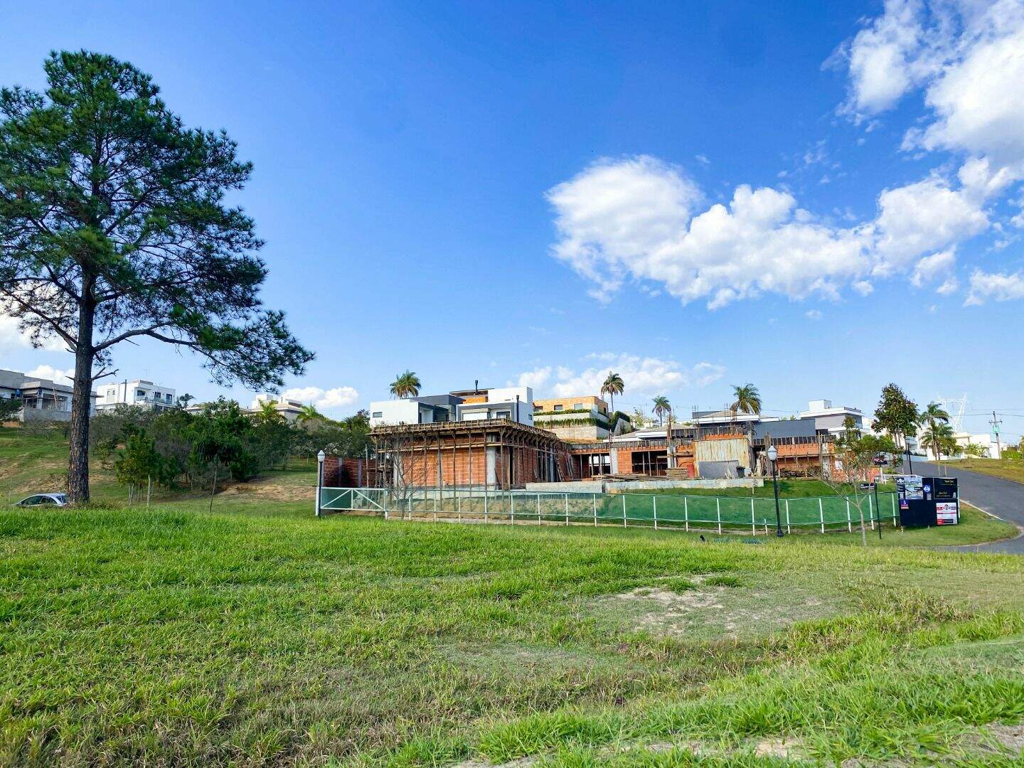 Terreno no Condomínio Villas do Golfe, em Itu disponível para à venda | Grupo Kaion: Terreno à venda no Condomínio Villas do Golfe em Itu