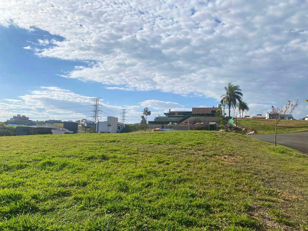 Terreno no Condomínio Villas do Golfe, em Itu disponível para à venda | Grupo Kaion: Terreno à venda no Condomínio Villas do Golfe na cidade de Itu