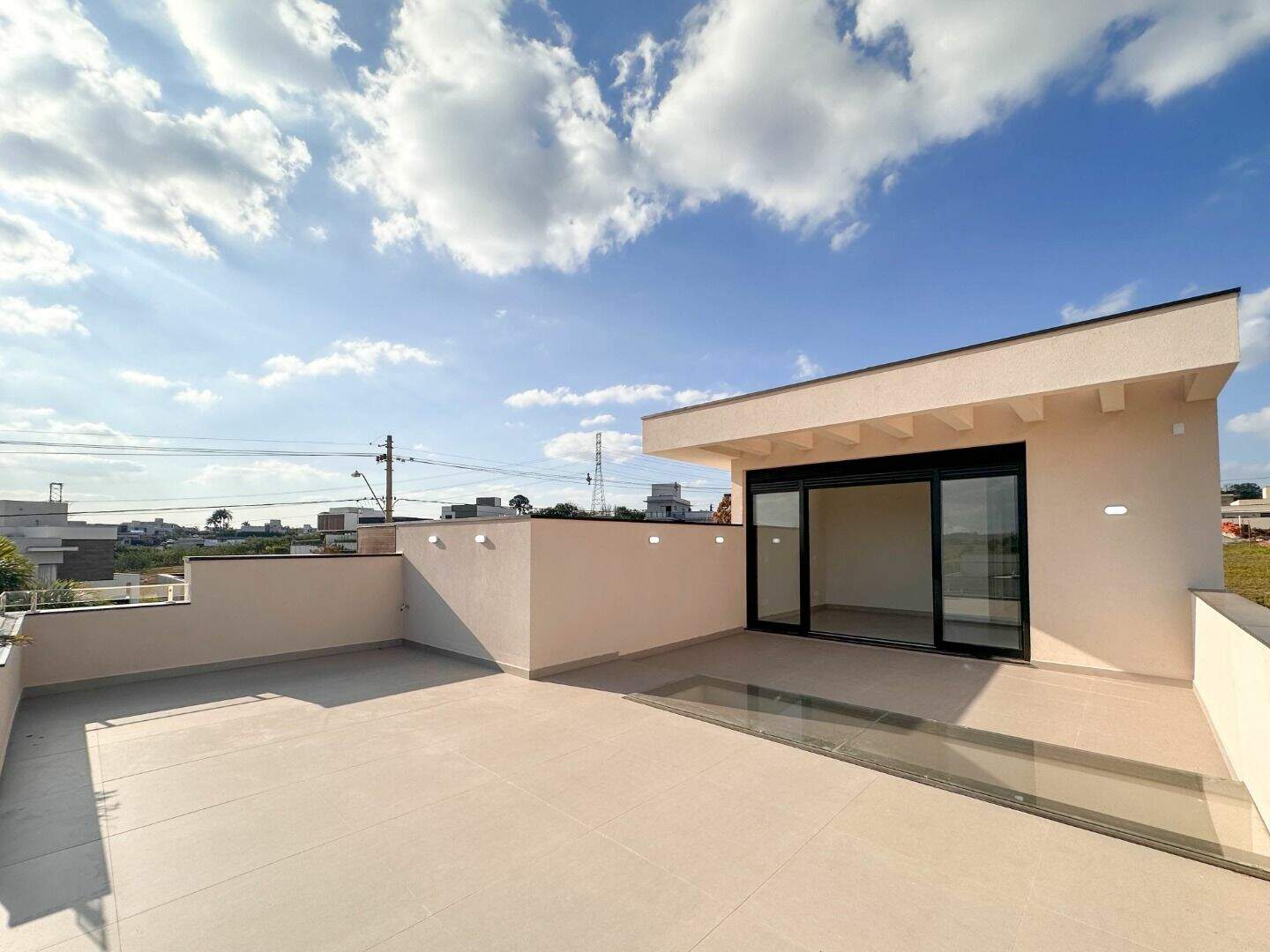 Casa no Condomínio Villas do Golfe, em Itu disponível para à venda | Grupo Kaion: Casa à venda - Condomínio Villas do Golf - Itu/SP
