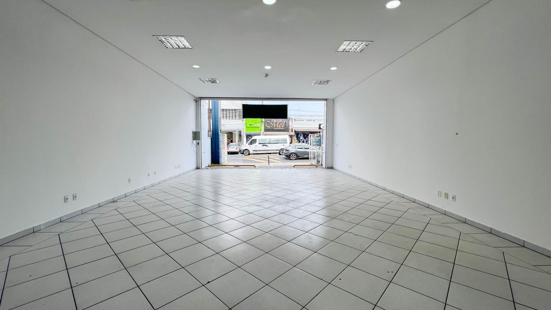 Salão no Vila Nova, em Itu disponível para para aluguel | Grupo Kaion: Salão para locação no bairro Vila Nova em Itu/SP