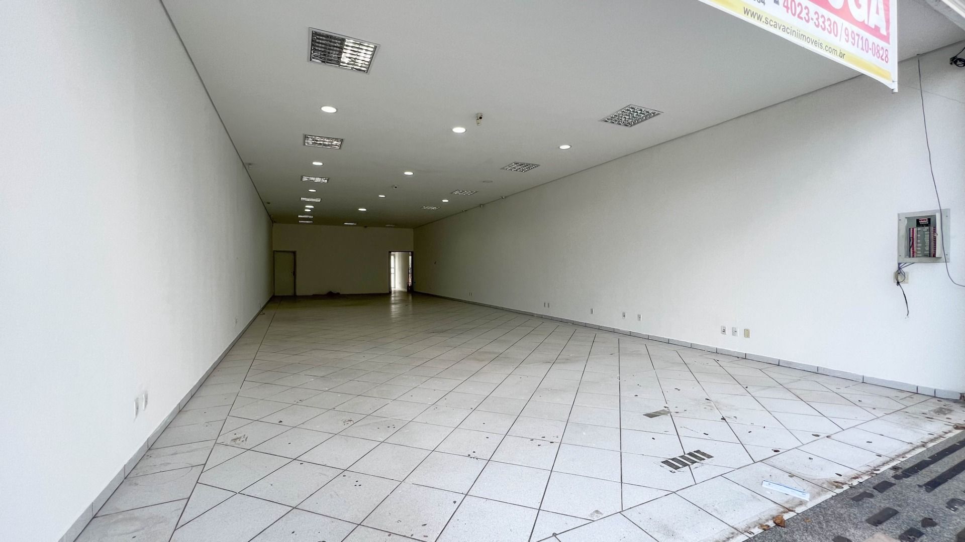 Salão no Vila Nova, em Itu disponível para para aluguel | Grupo Kaion: Salão para locação no bairro Vila Nova em Itu/SP