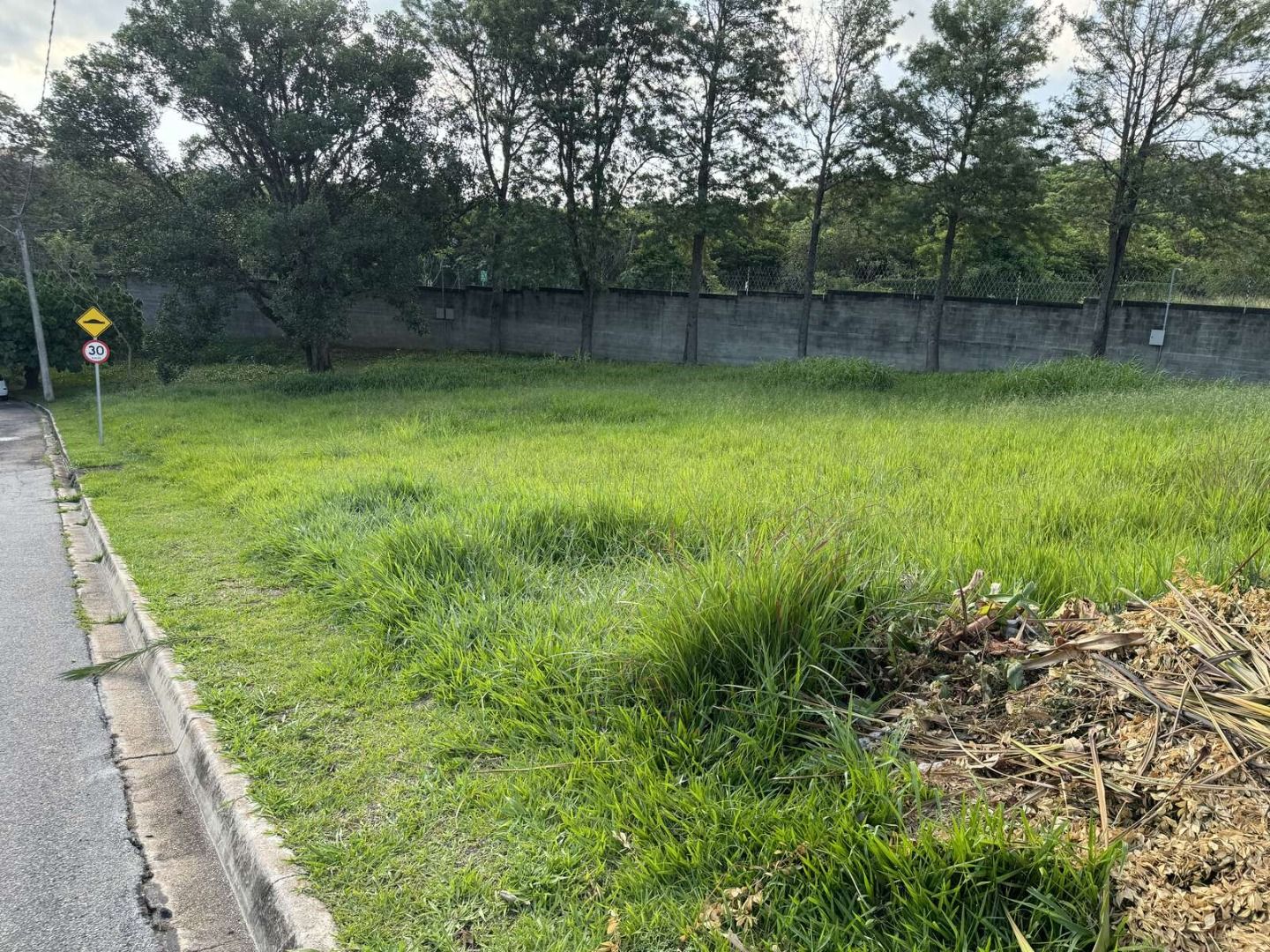 Terreno no Jardim Plaza Athénée, em Itu disponível para à venda | Grupo Kaion: 